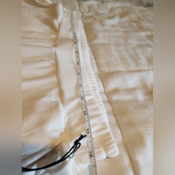 Modern Works 2 pieces set ( Ivory) - Picture 16 of 16